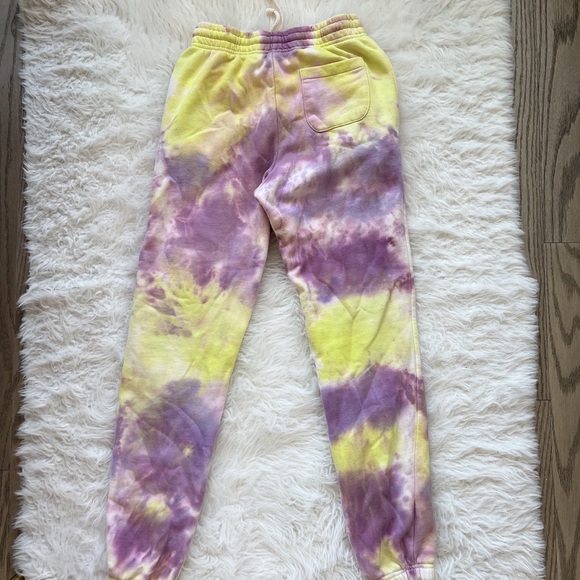 Urban outfitters sweatpants - Picture 2 of 4
